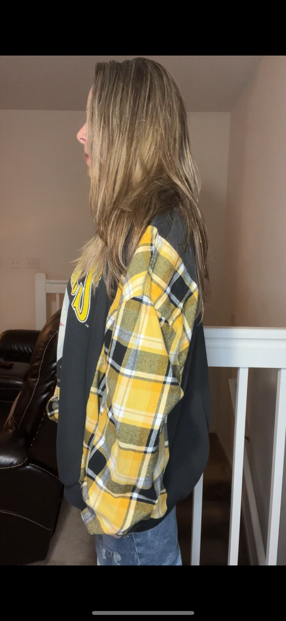 Upcycled Steelers – women’s 3X – midweight sweatshirt with flannel sleeves￼