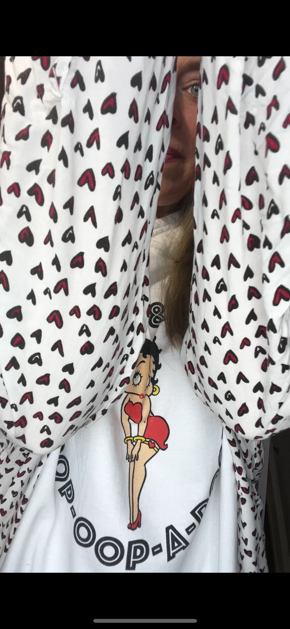 Upcycled Betty Boop – women’s 2X – midweight sweatshirt with soft cotton sleeves￼