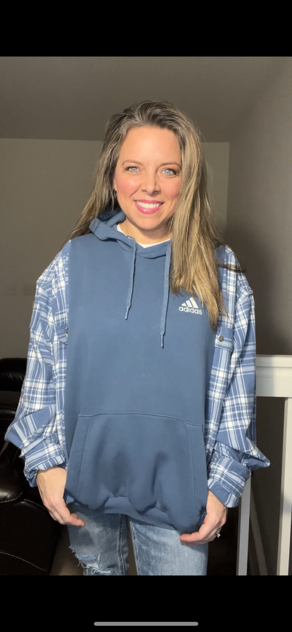 Upcycled Adidas blue – women’s 1X – soft thick sweatshirt with flannel sleeves￼