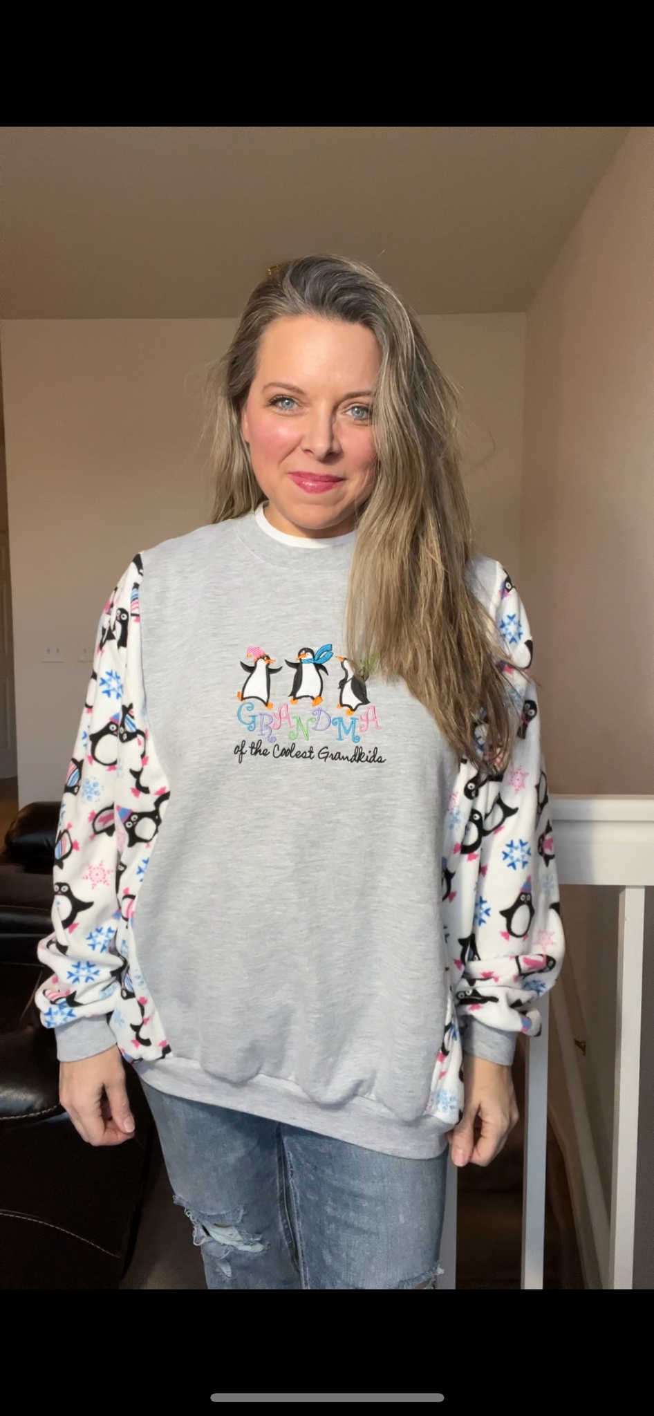 Upcycled Penguins – women’s XL – midweight sweatshirt with stretch, fleece sleeves￼