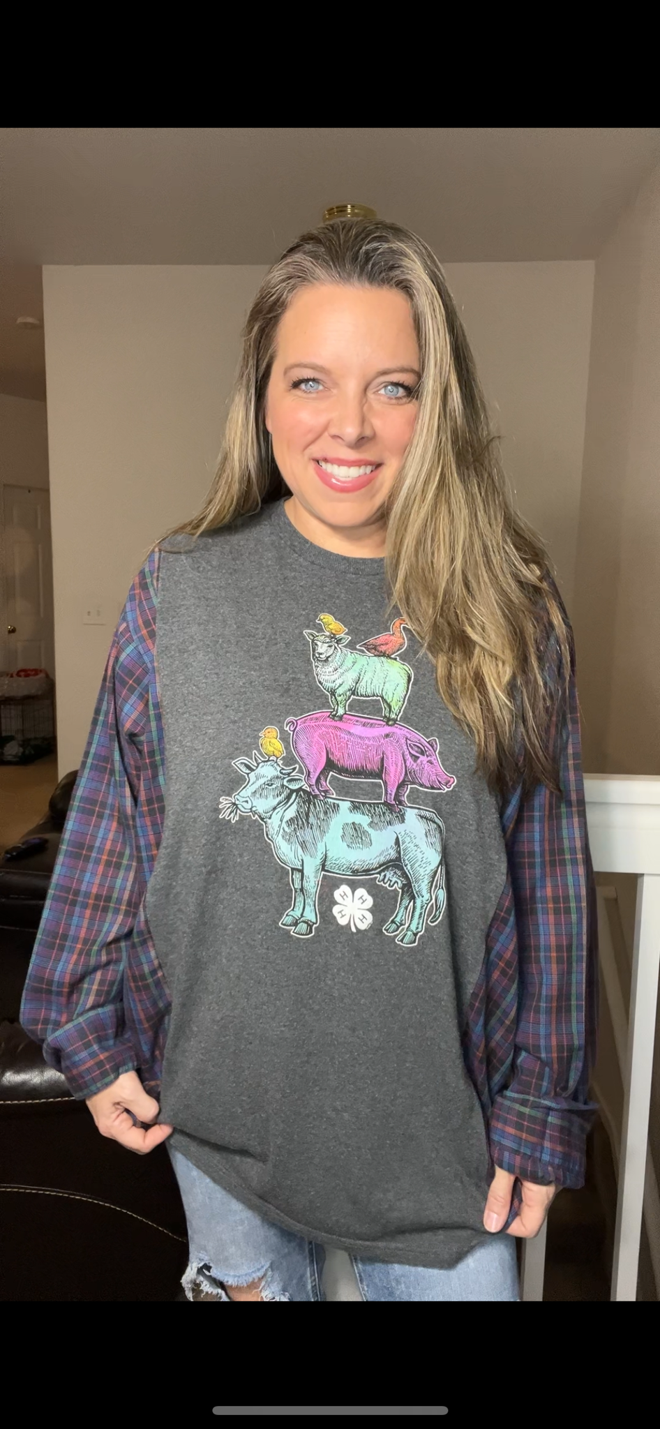 Upcycled Animals – women’s 3X long T-shirt with thin cotton sleeves