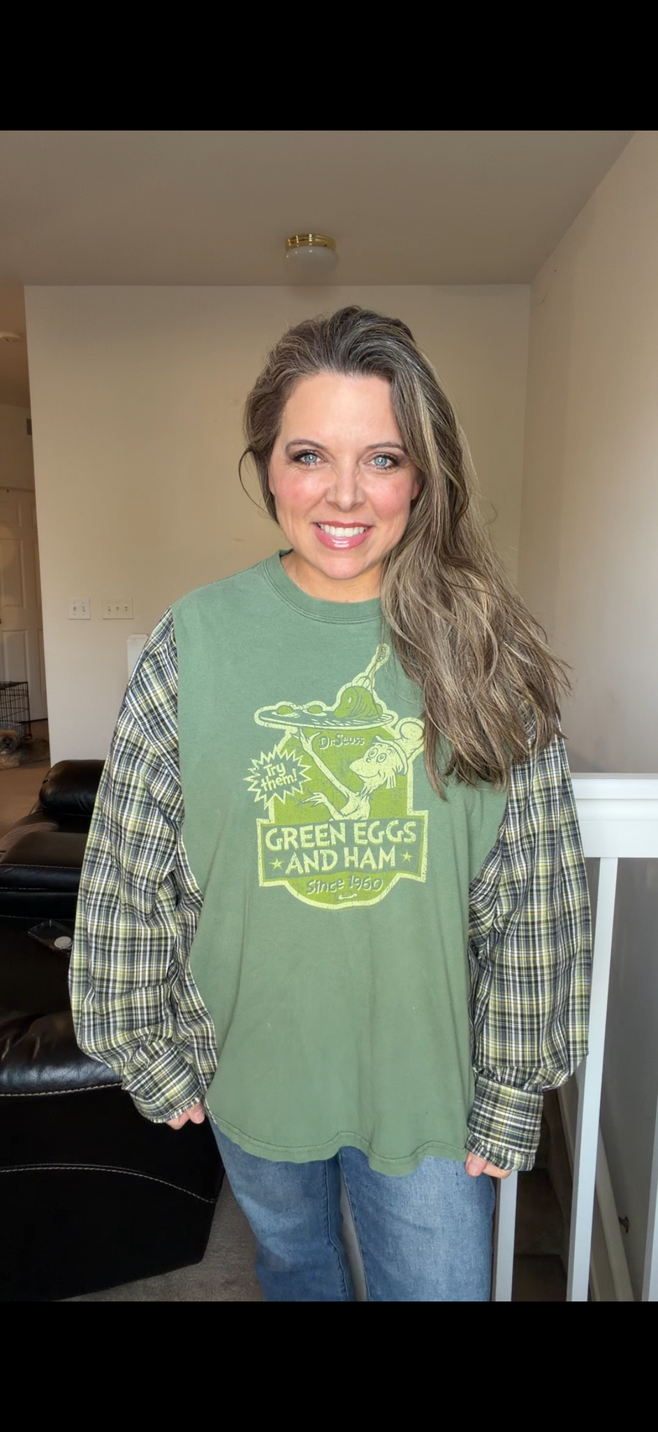 Upcycled Green eggs - women's 1X/2X T-shirt with cotton sleeves