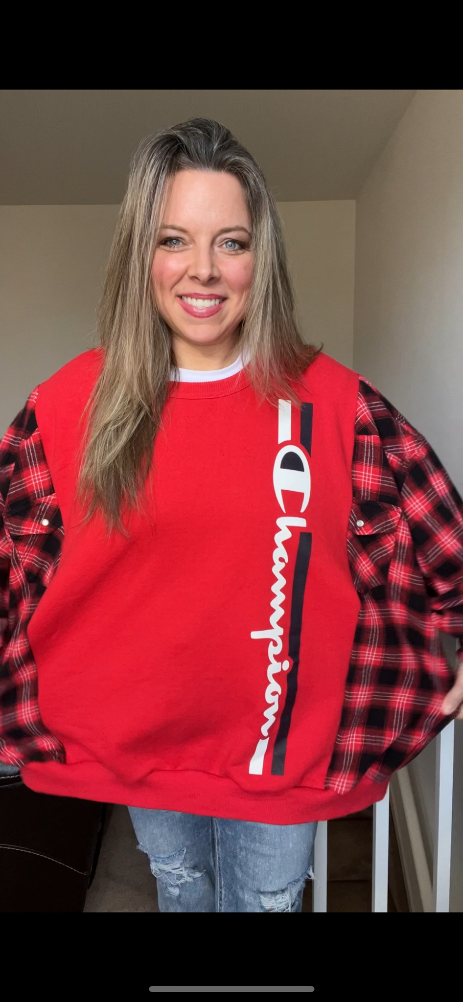 Upcycled Champion Red – women’s 4X – midweight sweatshirt with flannel sleeves￼