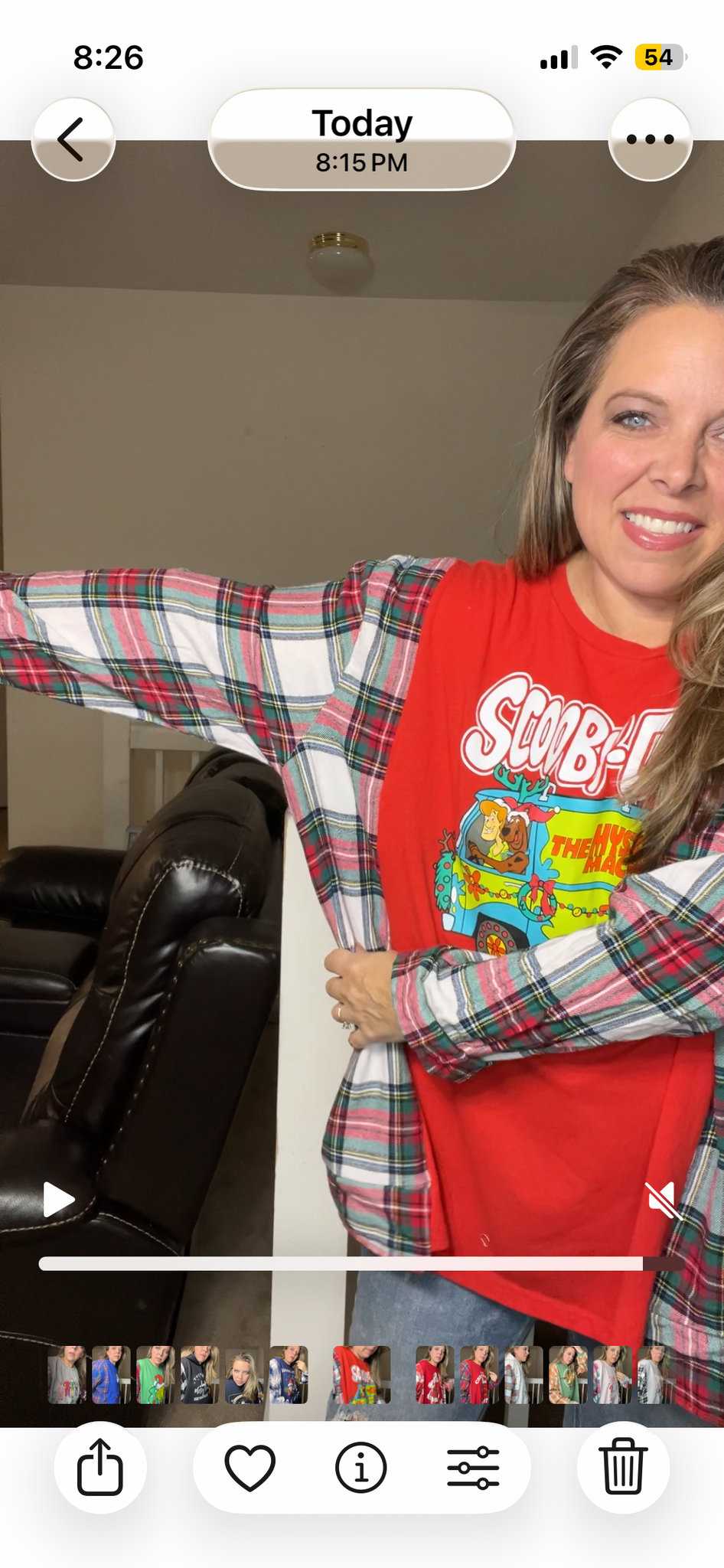 Upcycled Scooby Doo – women’s XL/1X T-shirt with flannel sleeves
