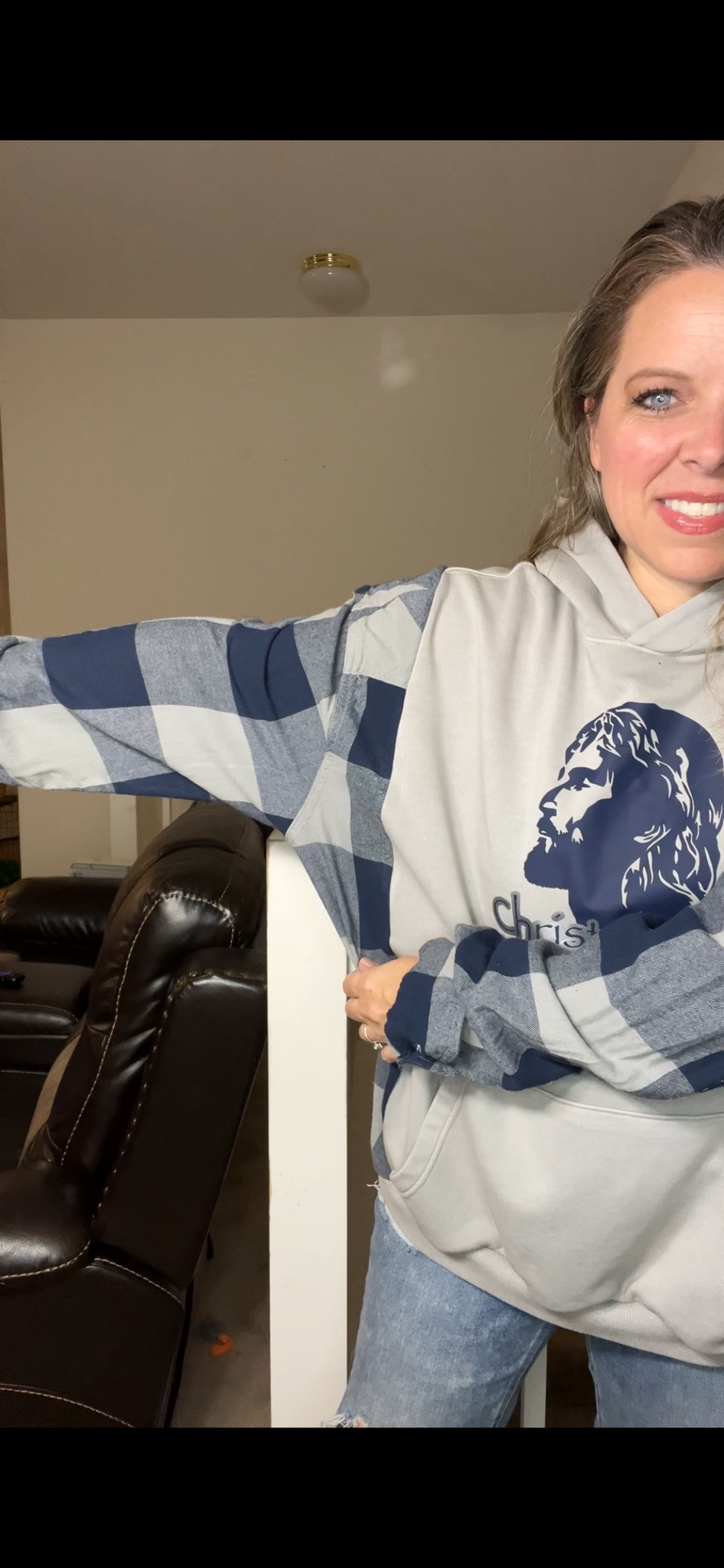 Upcycled King – women’s 3X midweight sweatshirt with flannel sleeves