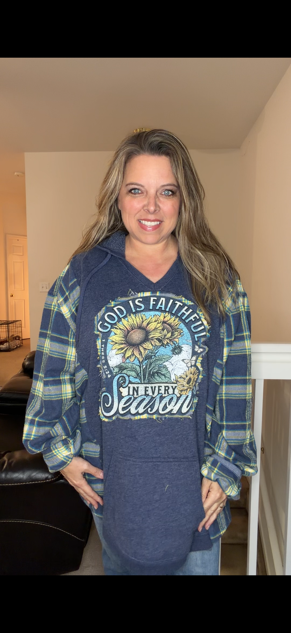 Upcycled Faithful - women's 5X midweight sweatshirt with flannel sleeves ￼