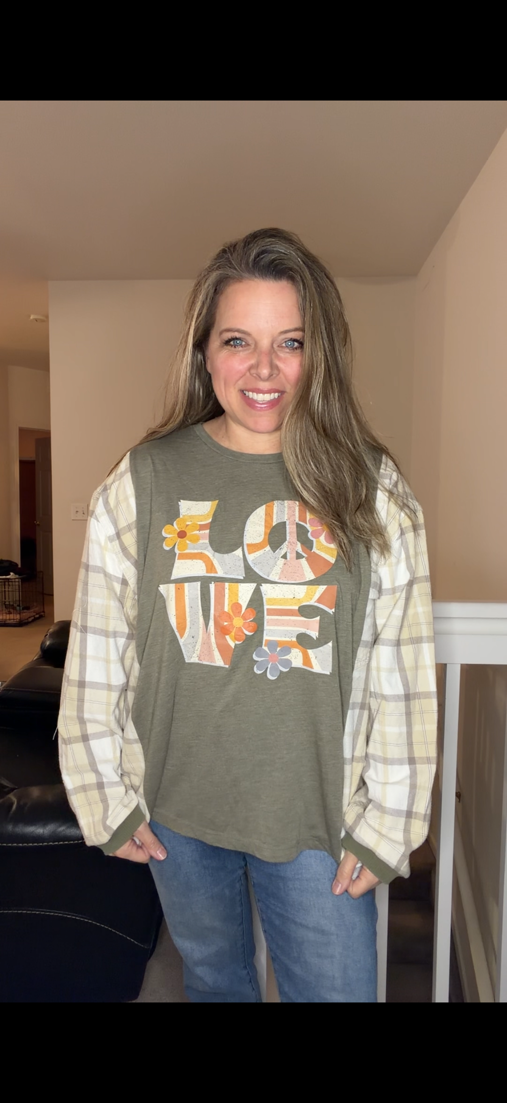Upcycled LOVE - women's XL T-shirt with flannel sleeves