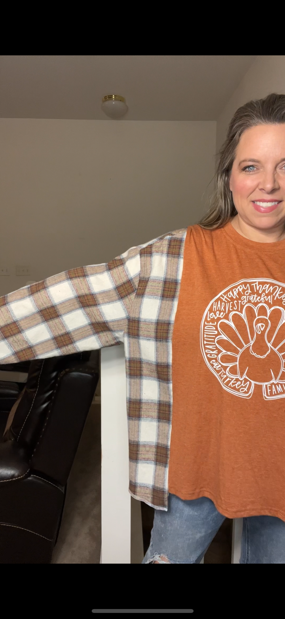 Upcycled Turkey – women’s 1X – thin T-shirt with flannel sleeves