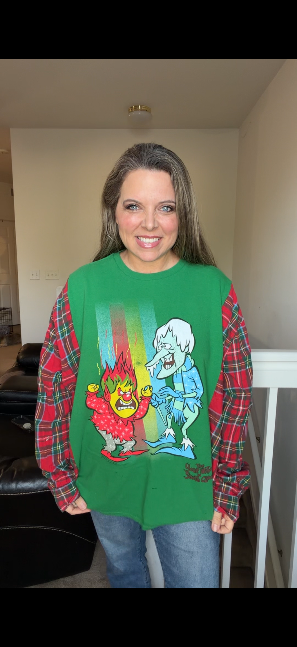 Upcycled Mitters - women's 3X/4X T-shirt with flannel sleeves