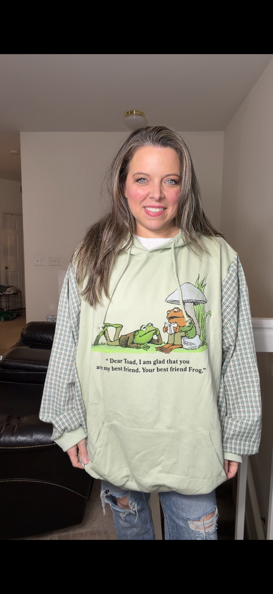 Upcycled Frog and Toad – women's 4X/5X midweight sweatshirt with thin cotton sleeves