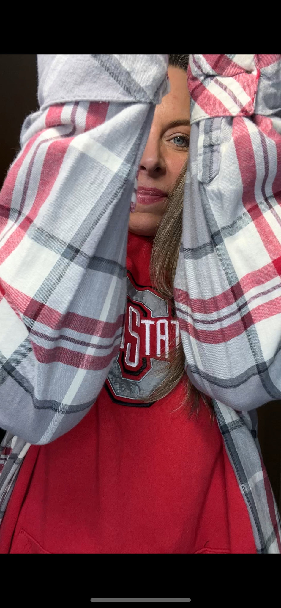 Ohio State - woman’s XL - midweight sweatshirt with flannel sleeves ￼