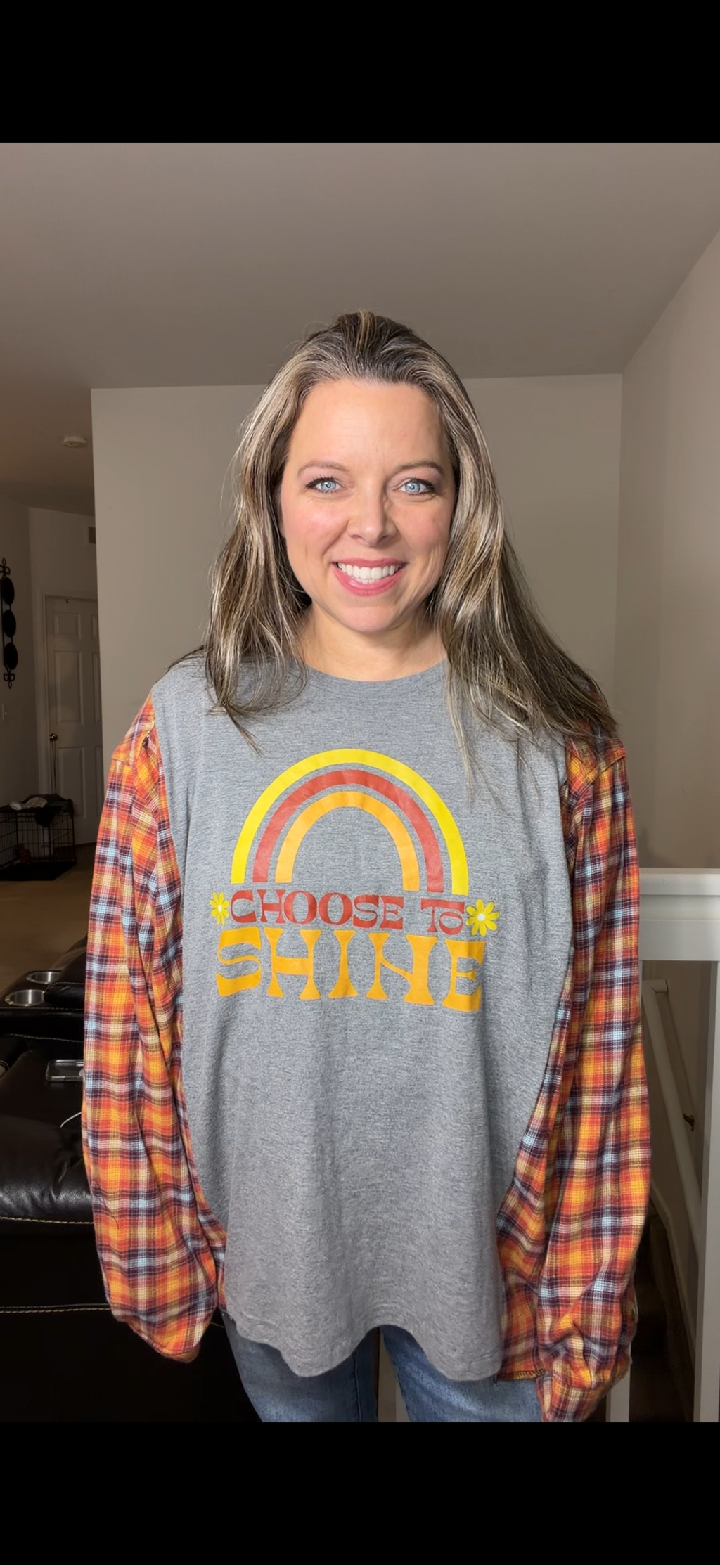 Upcycled Shine - women's 2X – tshirt with flannel sleeves