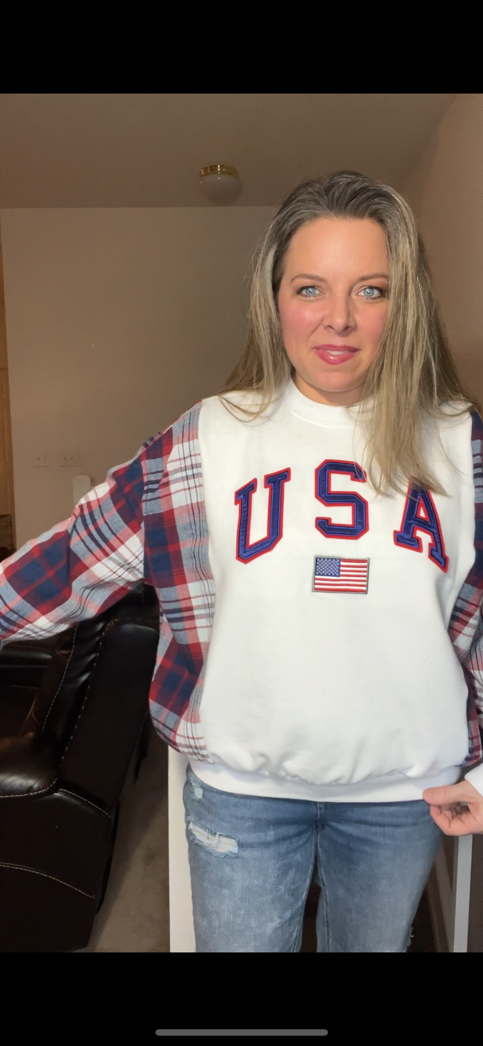 Upcycled USA – women’s small – midweight sweatshirt with flannel sleeves￼