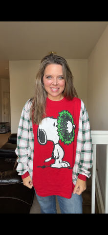 Upcycled Snoopy Wreath - women's 1X/2X T-shirt with stretch sleeves