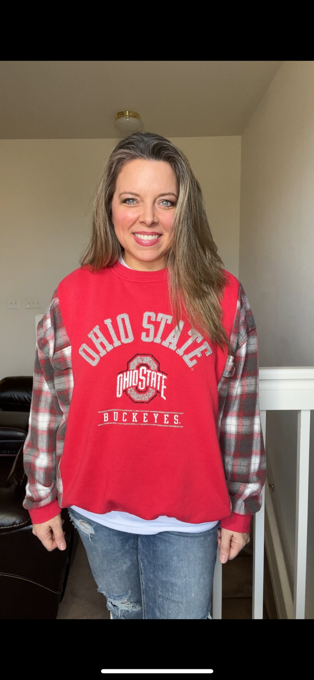 Upcycled Ohio State – women’s M/L – Midweight sweatshirt with flannel sleeves￼