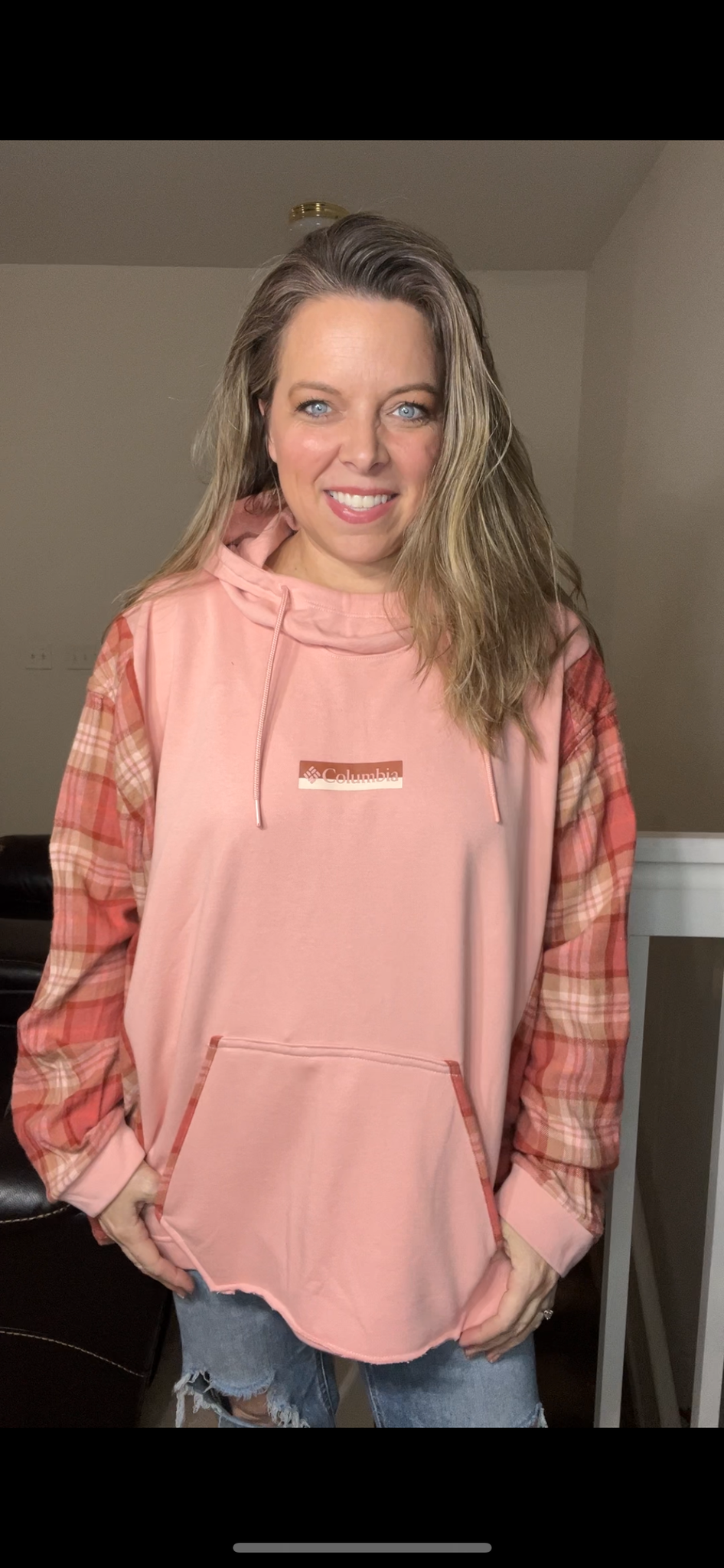 Upcycled Columbia – women’s 4X midweight sweatshirt with flannel sleeves