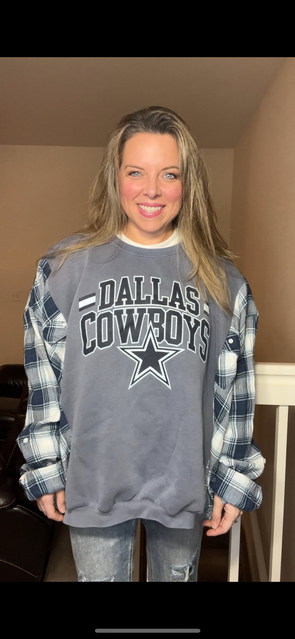 Cowboys - woman’s 3X - thick sweatshirt with soft cotton sleeves ￼