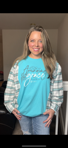 Upcycled Grace – women’s 1X T-shirt with flannel sleeves￼