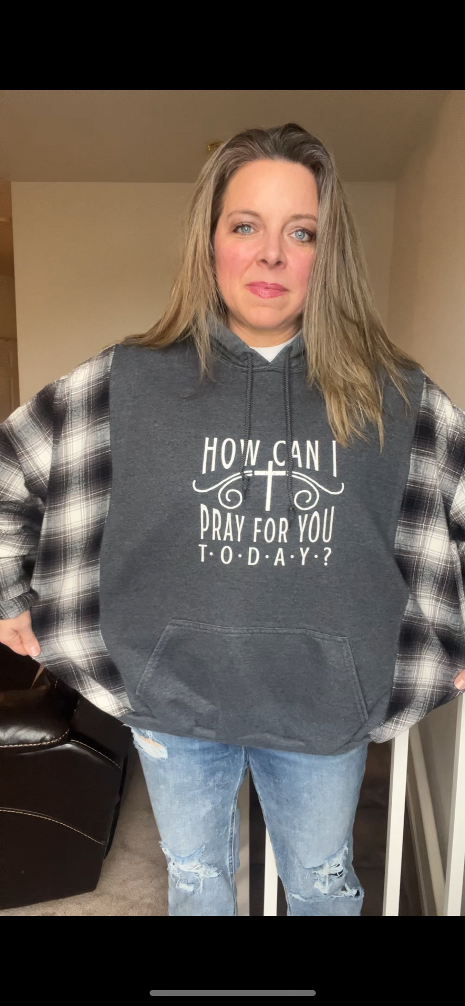 Upcycled pray – women’s XL/1X – midweight sweatshirt with flannel sleeves ￼