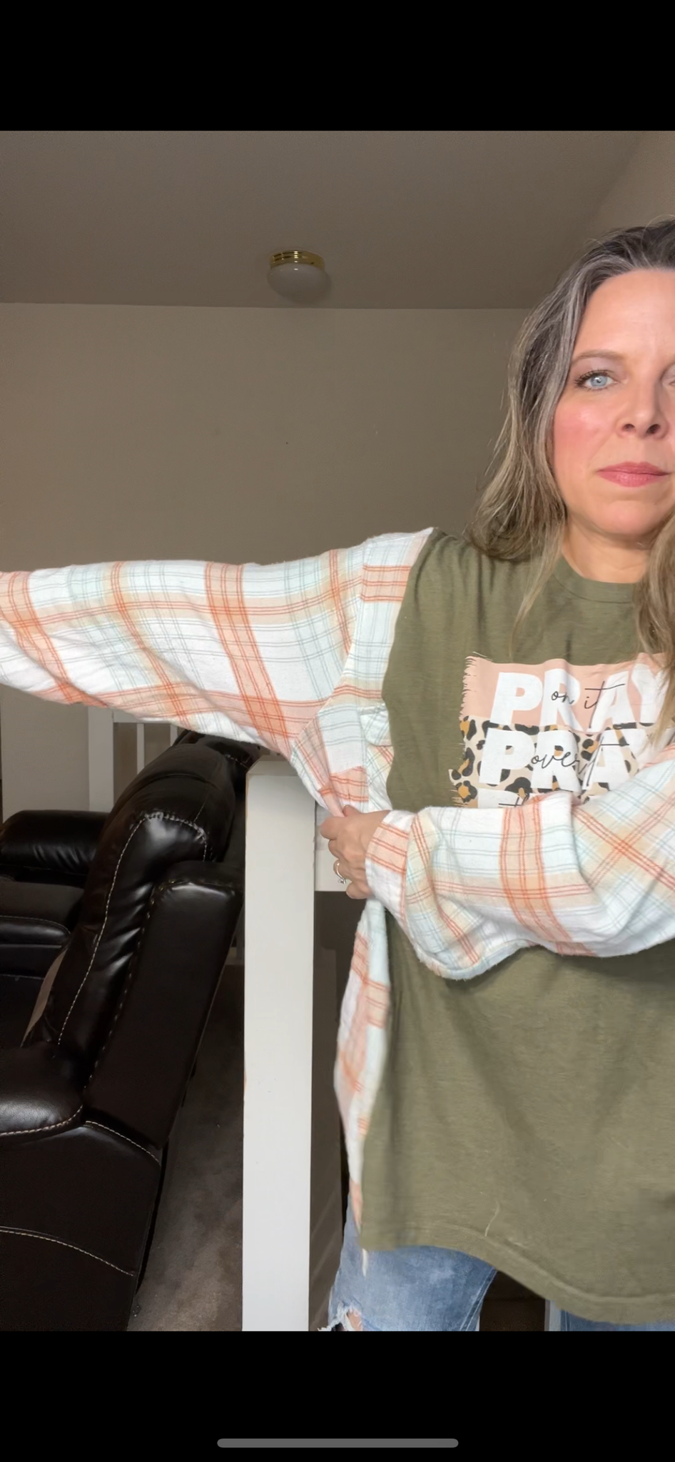 Upcycled Pray – women’s 4X T-shirt with flannel sleeves