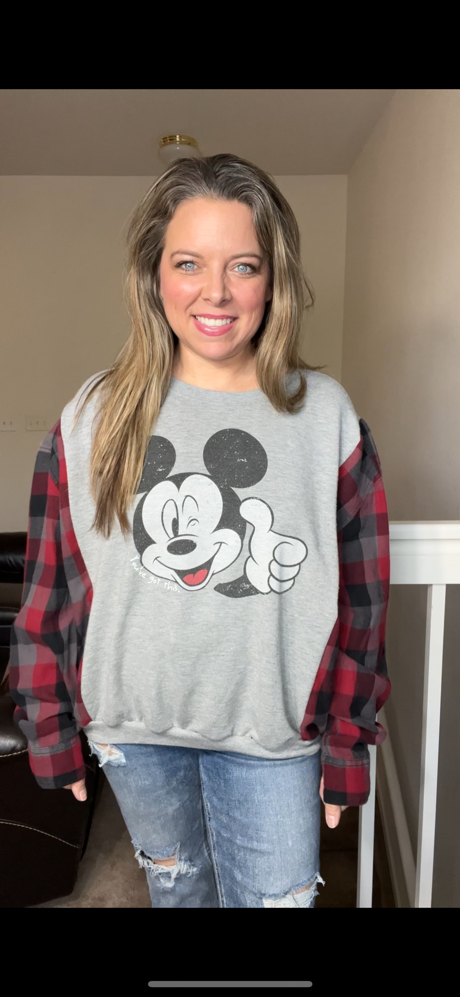 Upcycled Mickey Mouse – women’s M/L – midweight sweatshirt with flannel sleeves – wide, but shorter￼