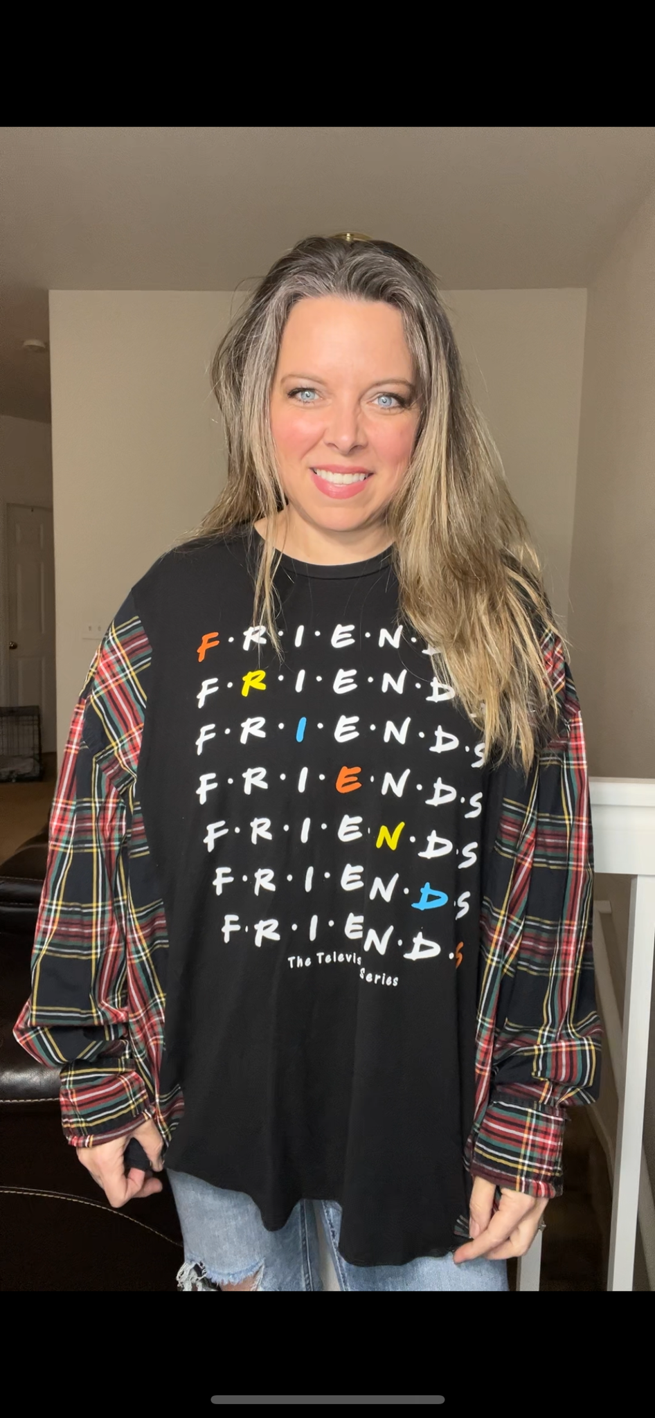 Upcycled Friends – women’s 4X T-shirt with cotton sleeves