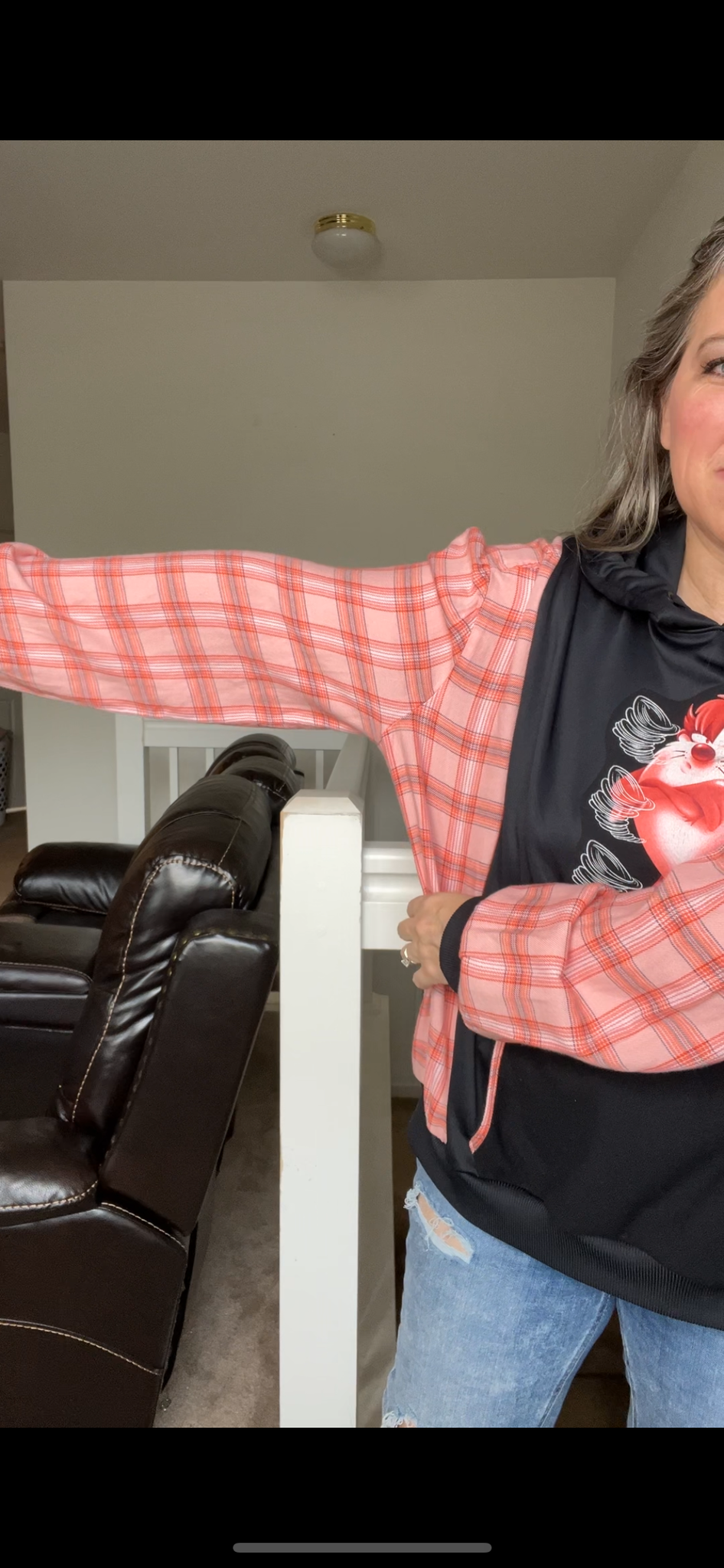 Upcycled Taz- Women’s 2X midweight sweatshirt with flannel sleeves
