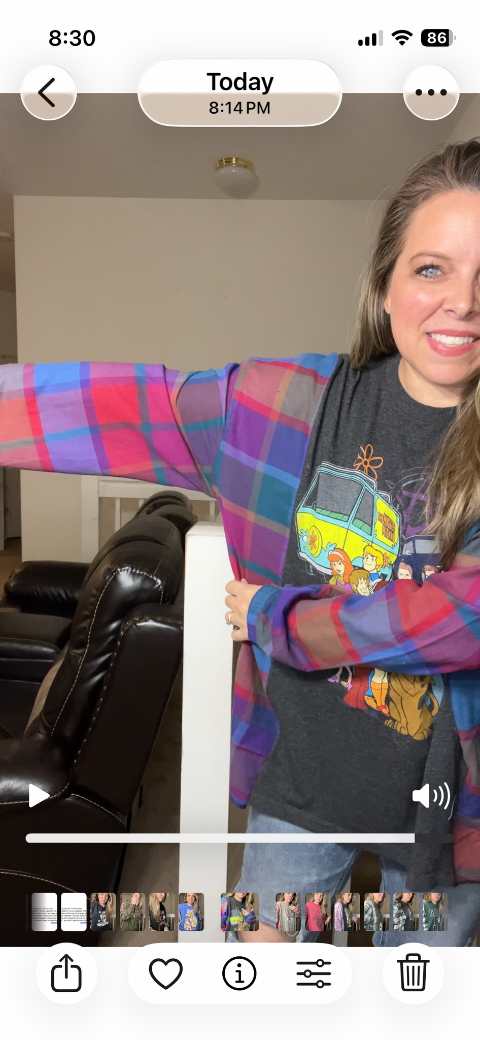 Upcycled Scooby friends – women’s 1X T-shirt with thin flannel sleeves