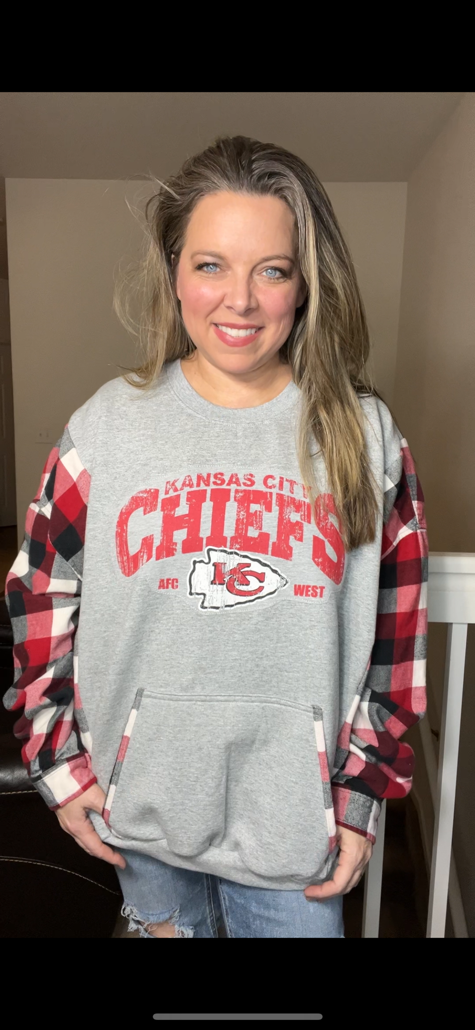 Upcycled Chiefs – women’s 3X – Midweight sweatshirt with flannel sleeves