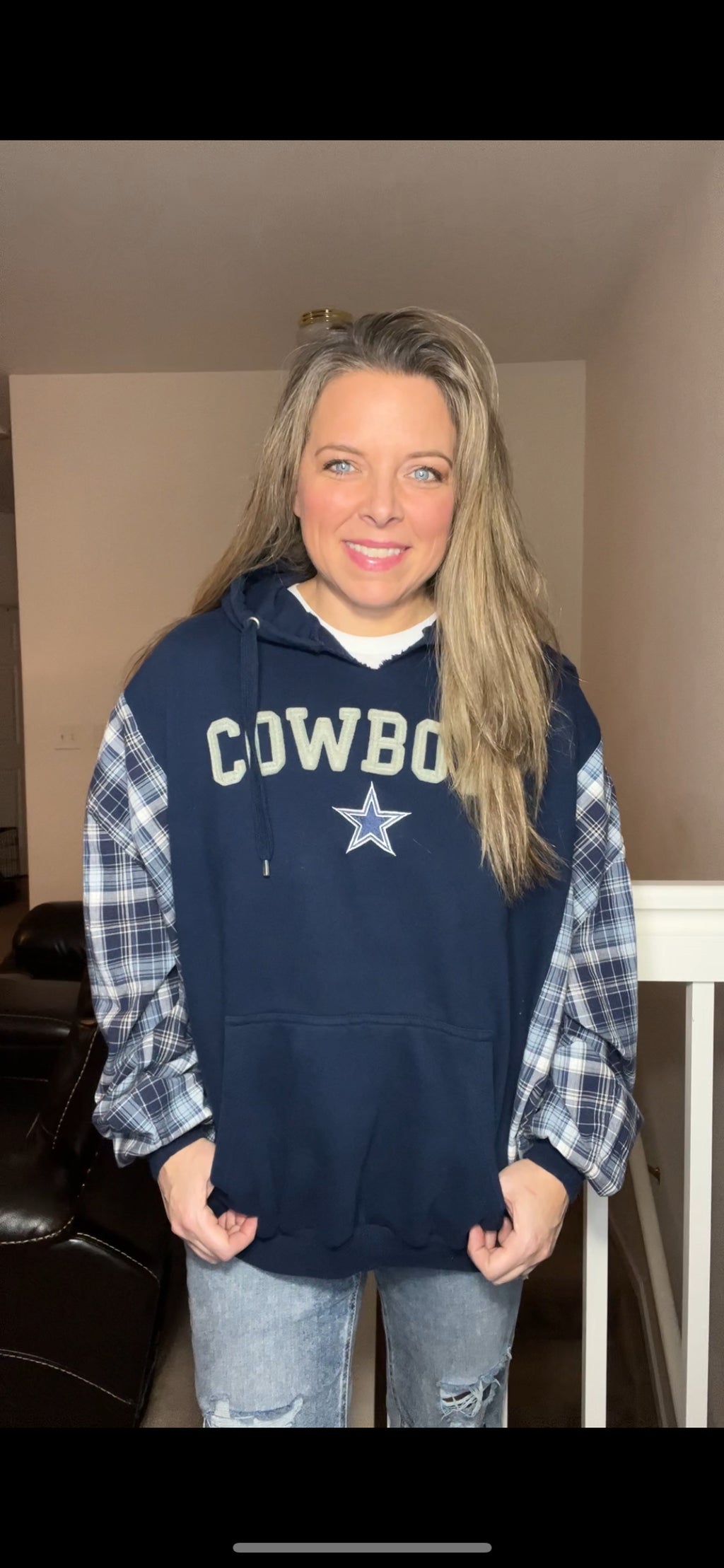 Cowboys – women’s XL/1X – thick sweatshirt with cotton sleeves