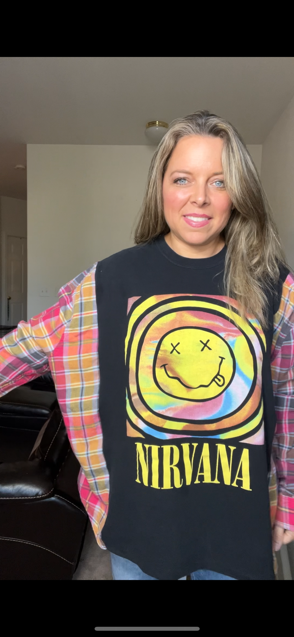 Upcycled Nirvana – women’s 2X – Tshirt with thin flannel sleeves￼