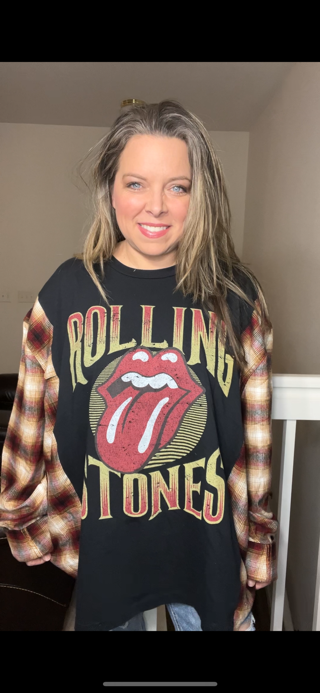 Upcycled Rolling Stones – women’s 5X – T-shirt with flannel sleeves