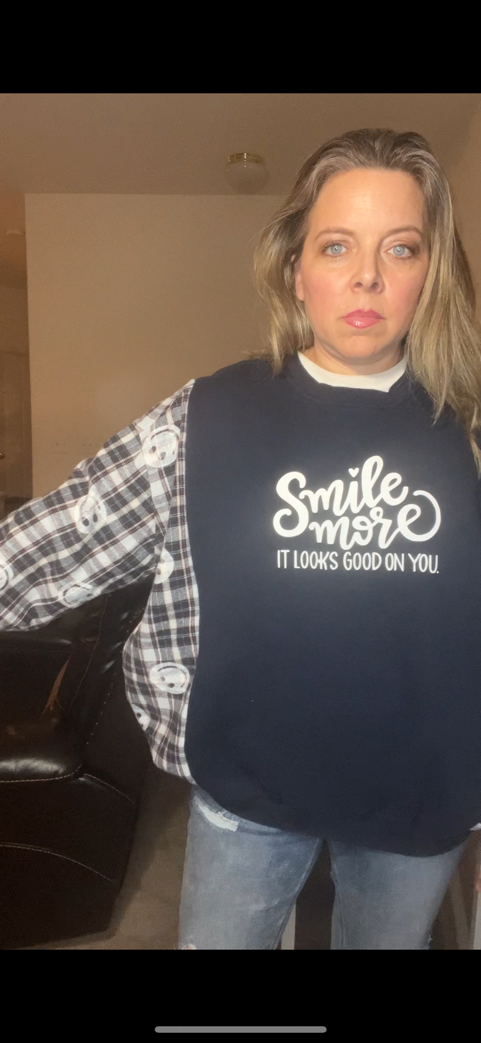 Upcycled Smile - woman’s XL - Midweight sweatshirt with thick flannel sleeves￼