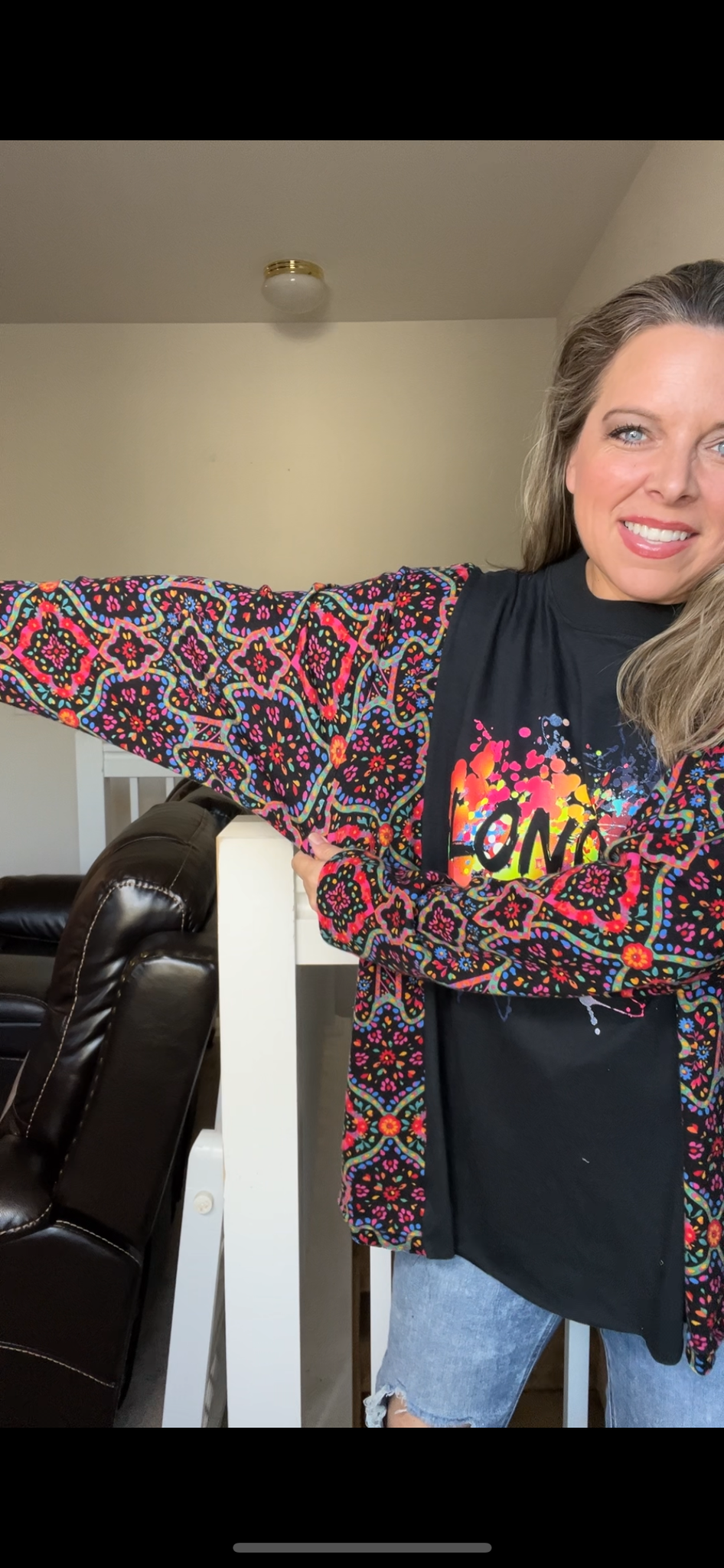 Upcycled London – women’s 3X T-shirt with stretchy sleeves