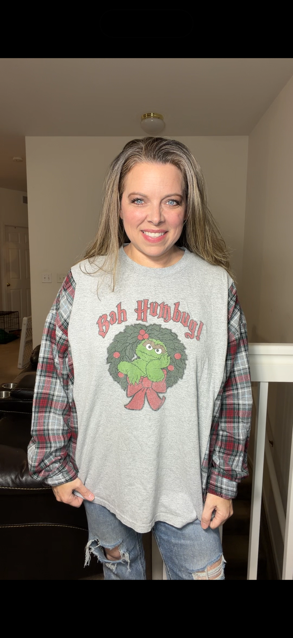 Upcycled Humbug – women's 2X/3X T-shirt with flannel sleeves ￼