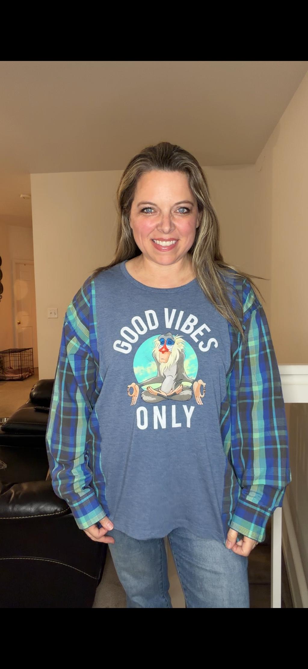 Upcycled Vibes - women's large T-shirt with cotton sleeves