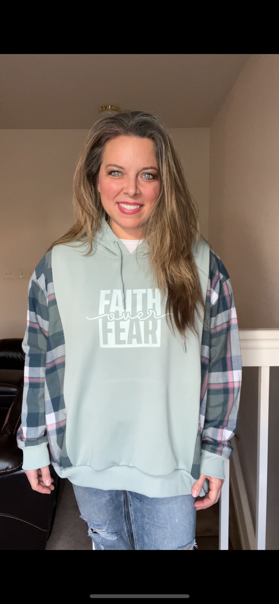 Upcycled Faith over Fear – women’s one X – thin sweatshirt with flannel sleeves ￼