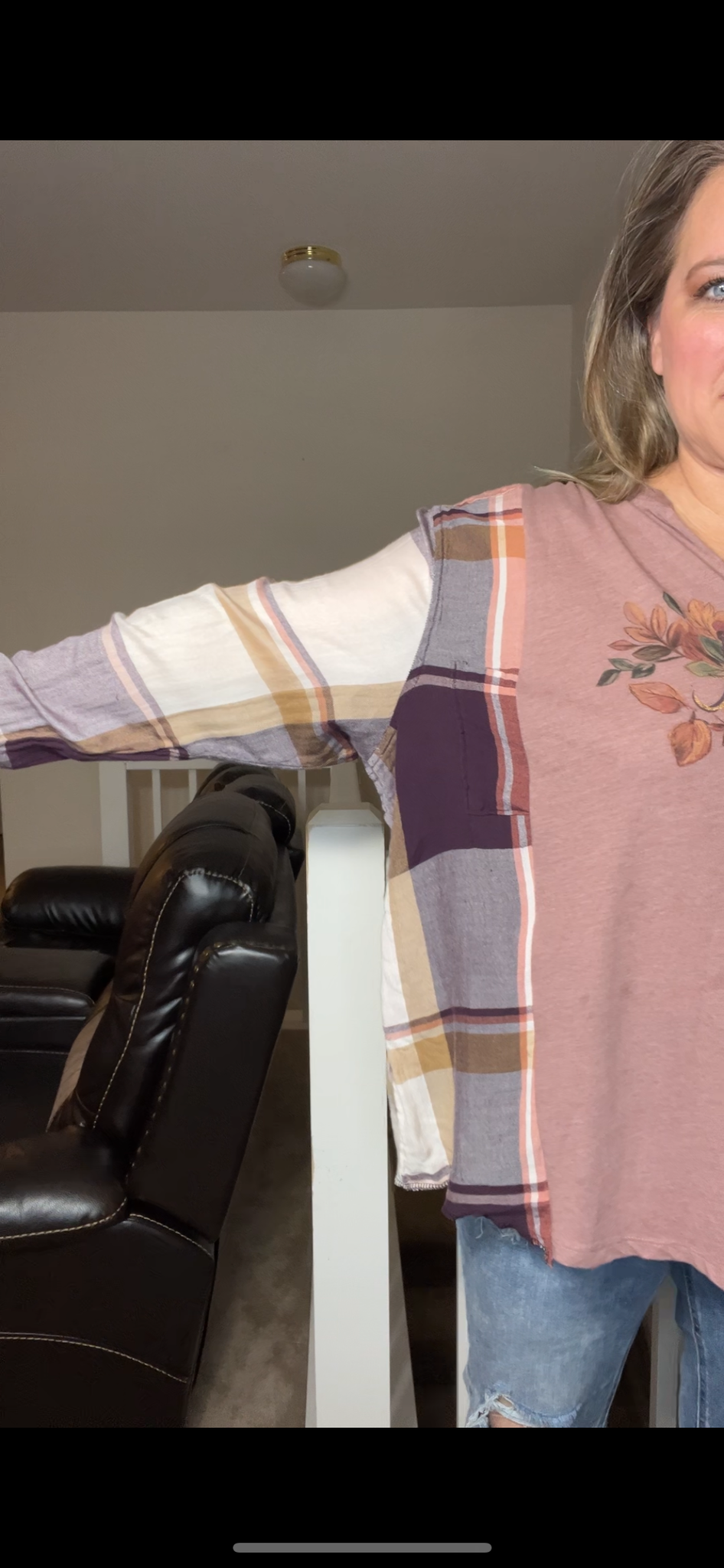 Upcycled fall – women’s XL – thin T-shirt, with thin flannel sleeves – sleeves more fitted