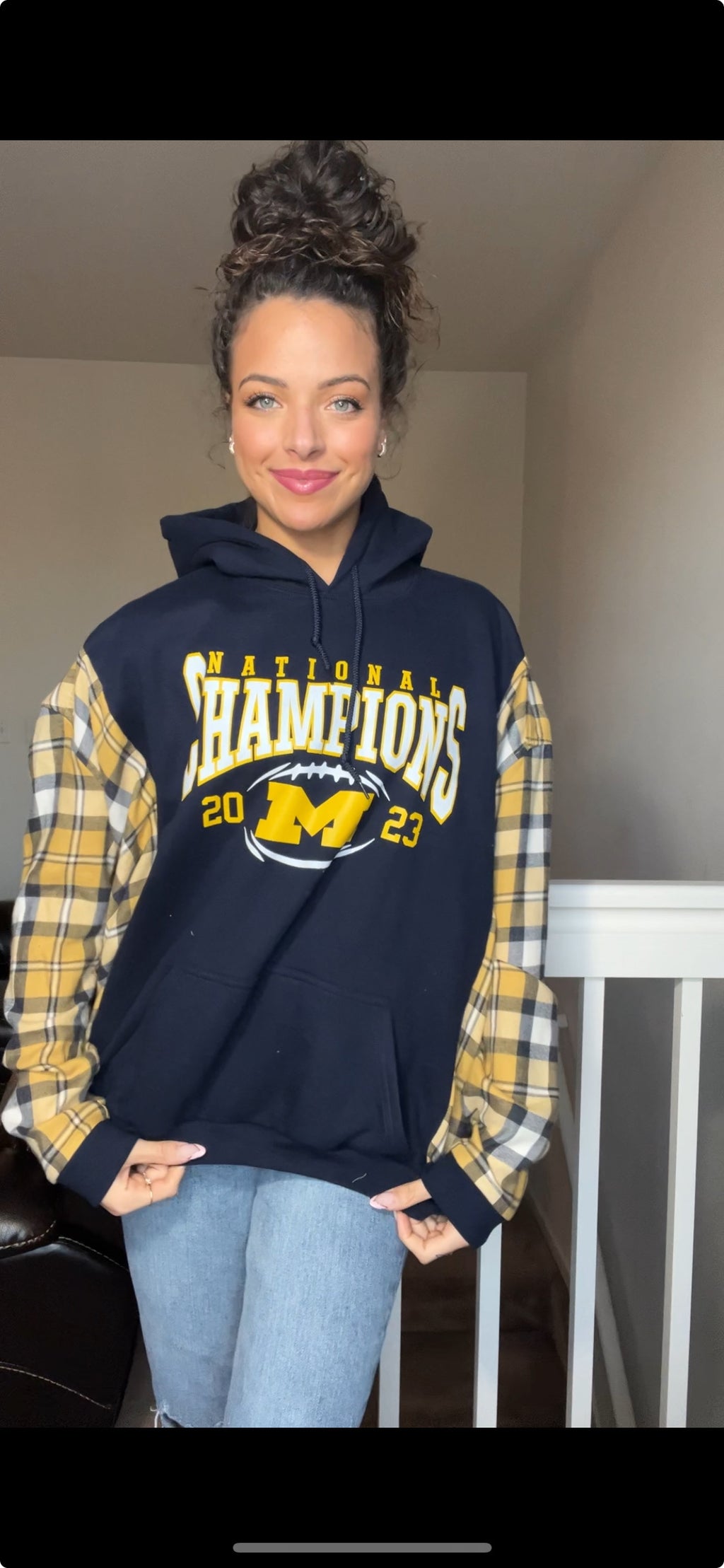 Upcycled UofM - Women’s 1X – Midweight sweatshirt with soft flannel sleeves – sleeves are more fitted￼