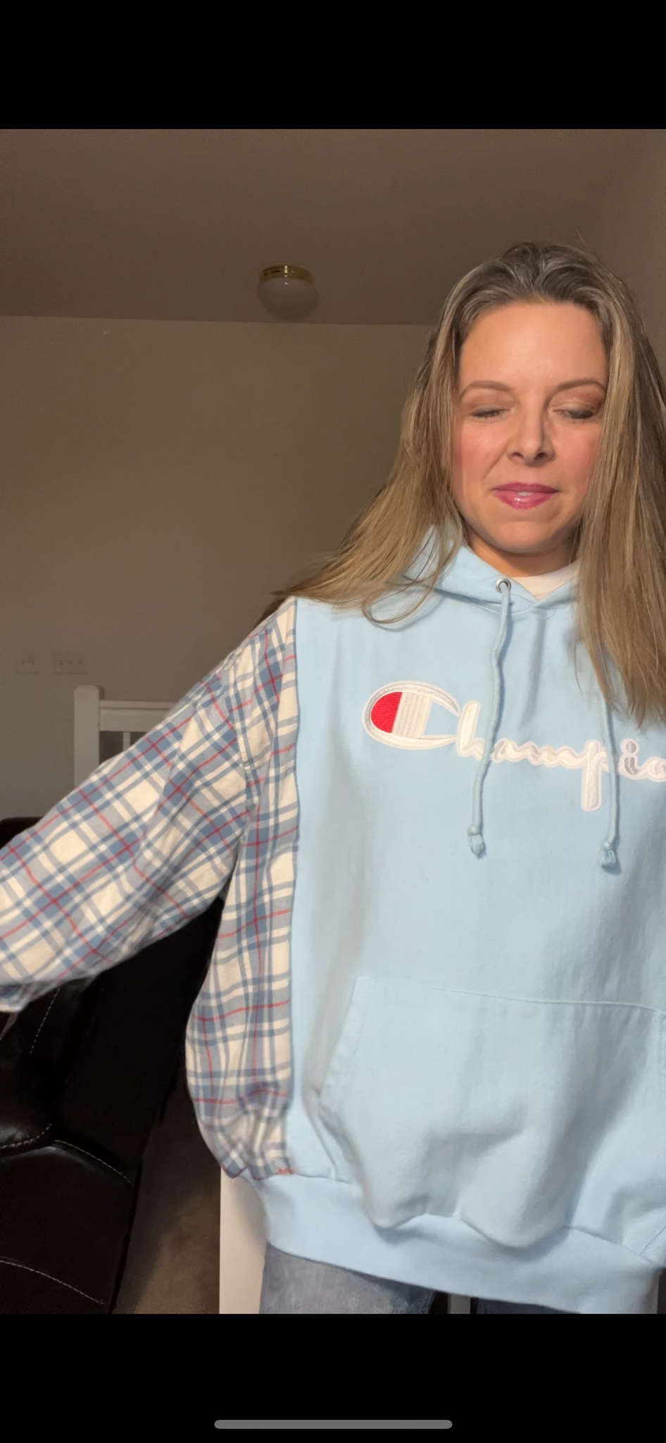 Upcycled Champion blue – women’s 3X – heavy thick sweatshirt with flannel sleeves￼