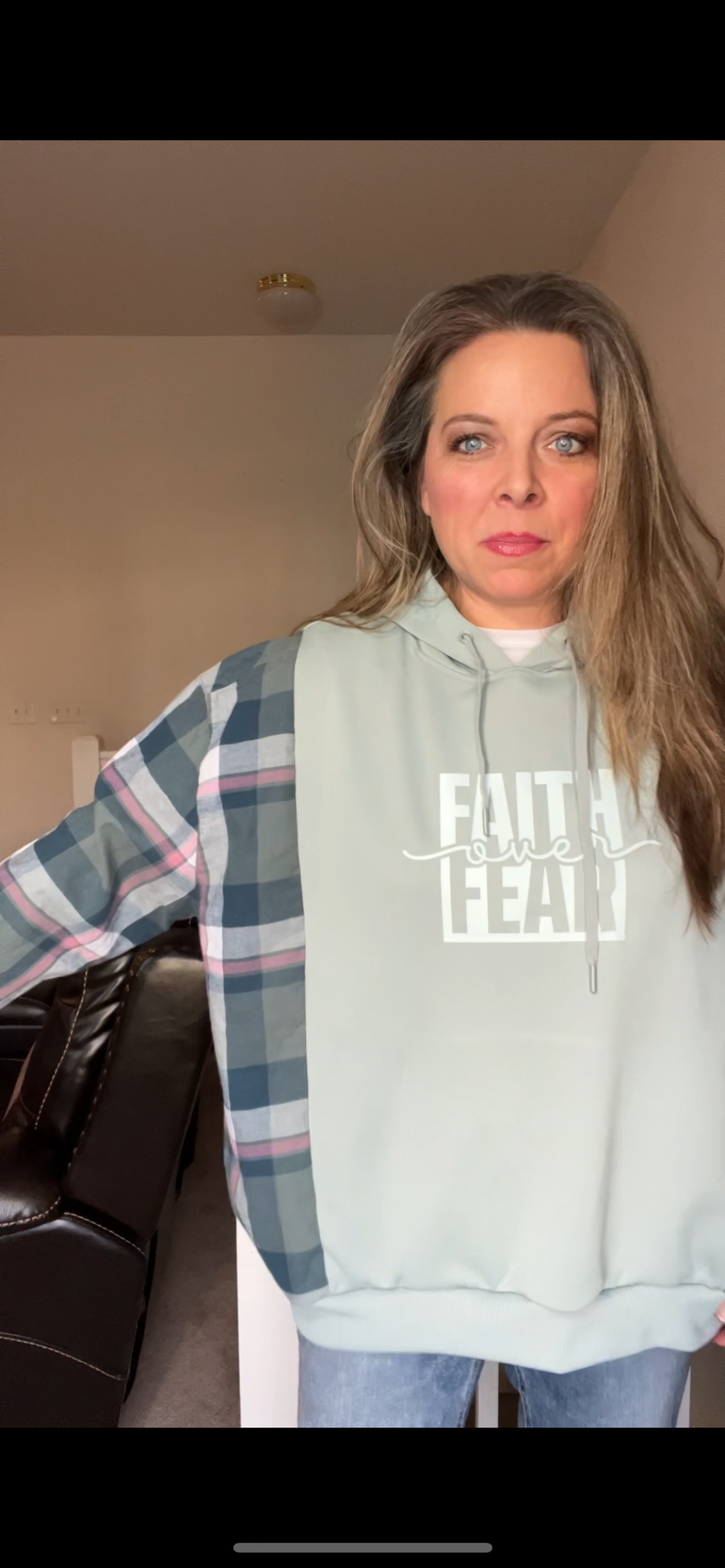 Upcycled Faith over Fear – women’s one X – thin sweatshirt with flannel sleeves ￼