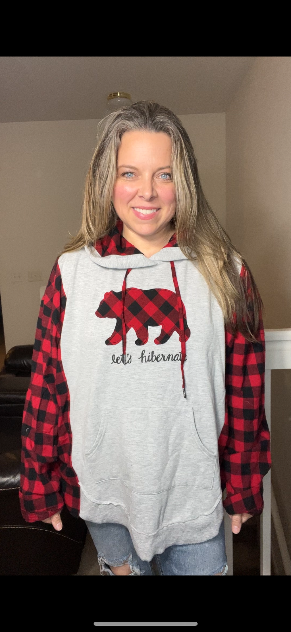 Upcycled Hibernate – women’s 1X/2X – thin sweatshirt with flannel sleeves