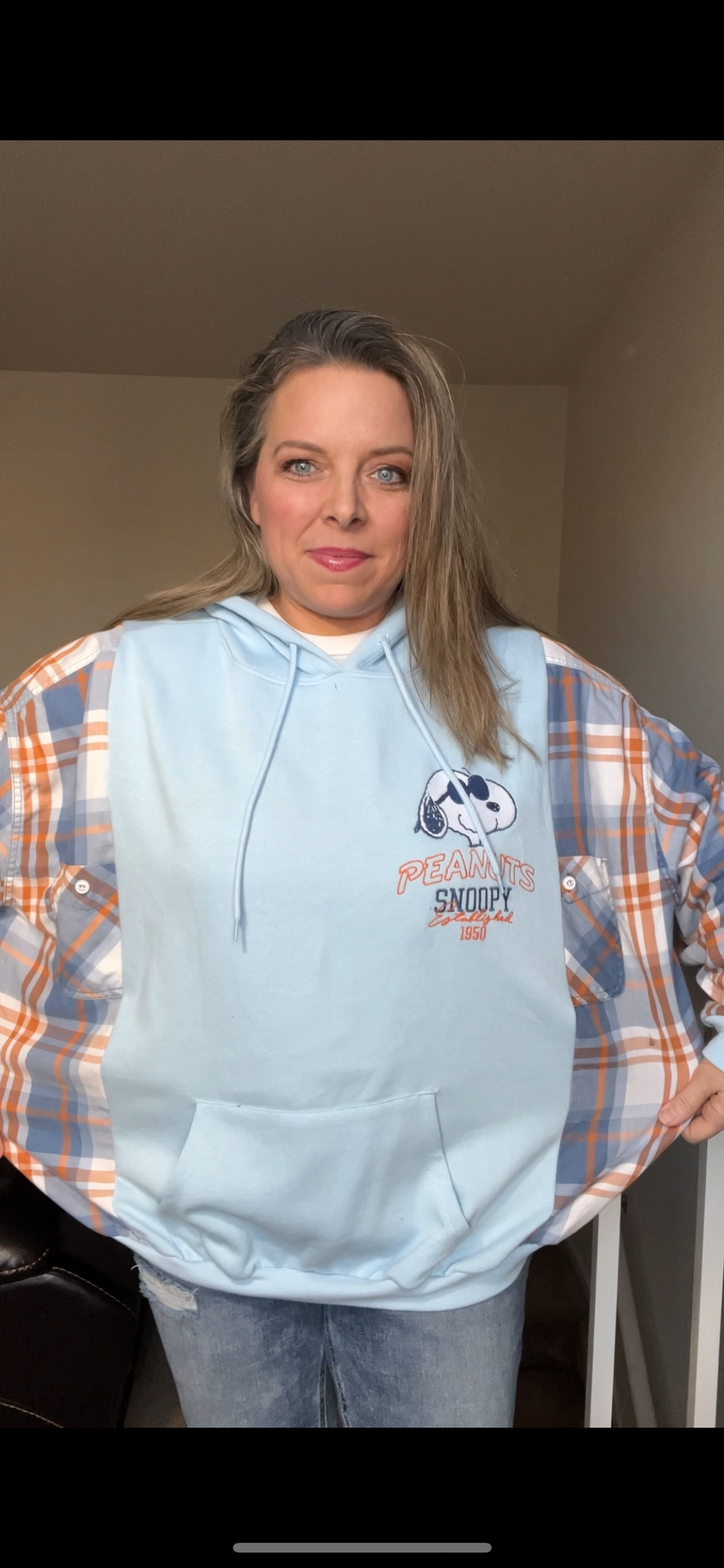 Upcycled Snoopy – women’s XL/1X – middleweight sweatshirt with flannel sleeves