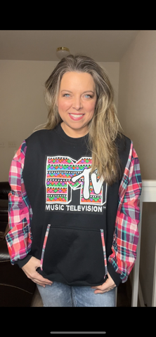 Upcycled MTV – women’s 1X/2X – midweight sweatshirt with thin flannel sleeves