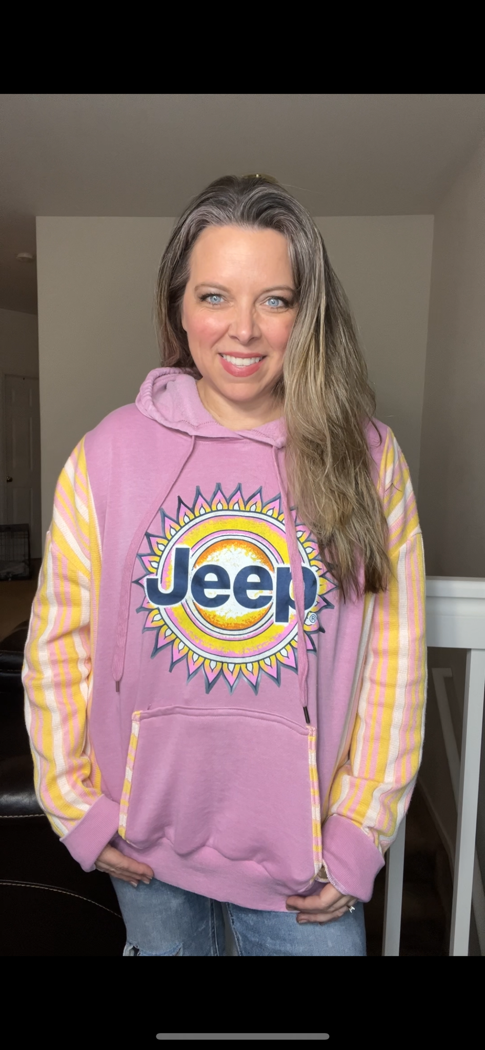 Upcycled Jeep – women’s 2X midweight sweatshirt with stretch knit sleeves