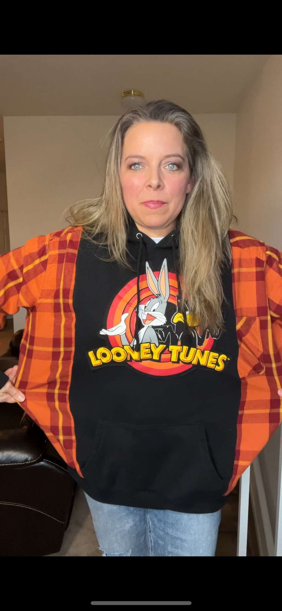 Upcycled Looney Tunes Dash women’s 1X – midweight sweatshirt with flannel sleeves￼