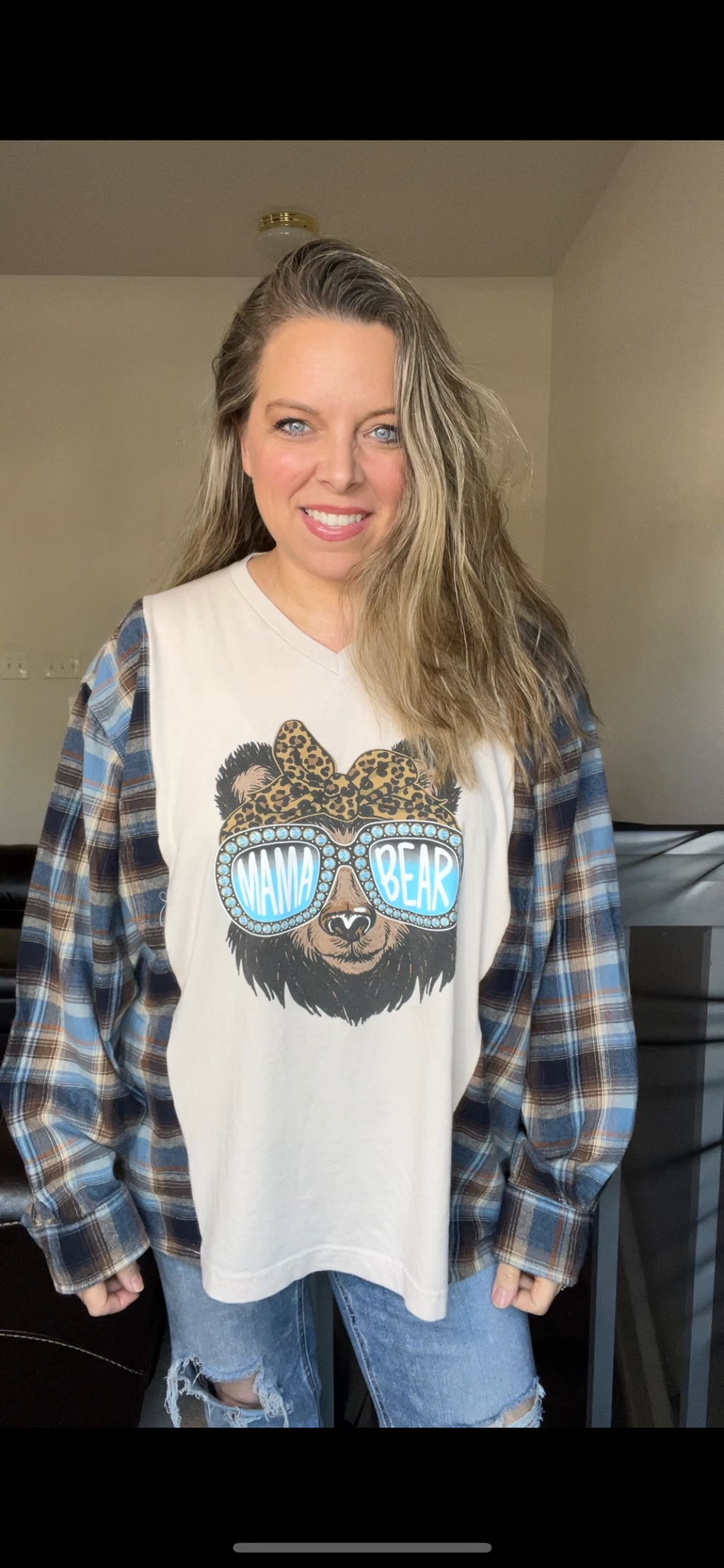 Upcycled Mama bear - women’s 2X T-shirt with flannel sleeves