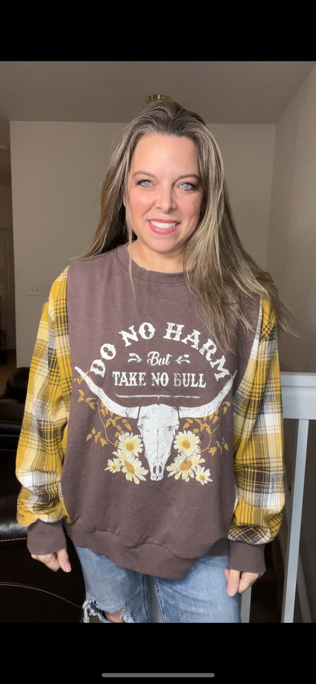 Upcycled No harm – women’s XL French terry sweatshirt with flannel sleeves