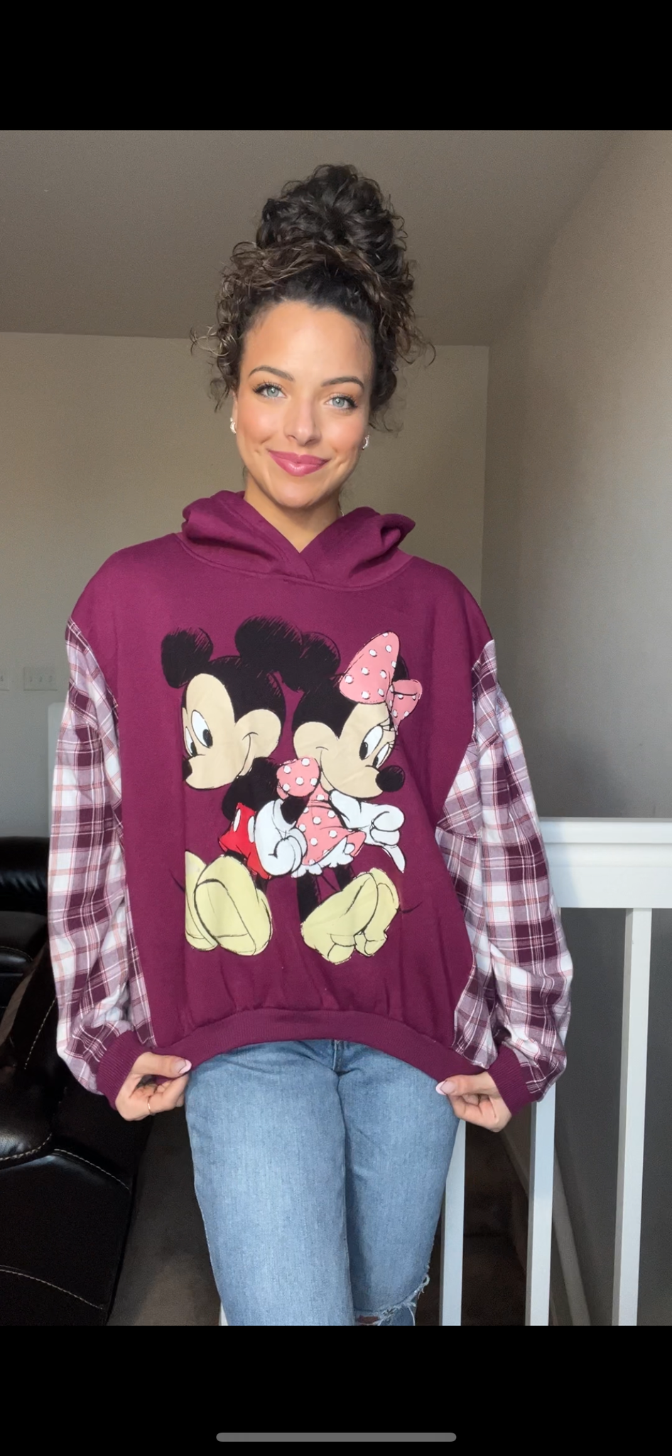 Upcycled Mouses – women’s L/XL – midweight sweatshirt with flannel sleeves – wide, but shorter in length￼