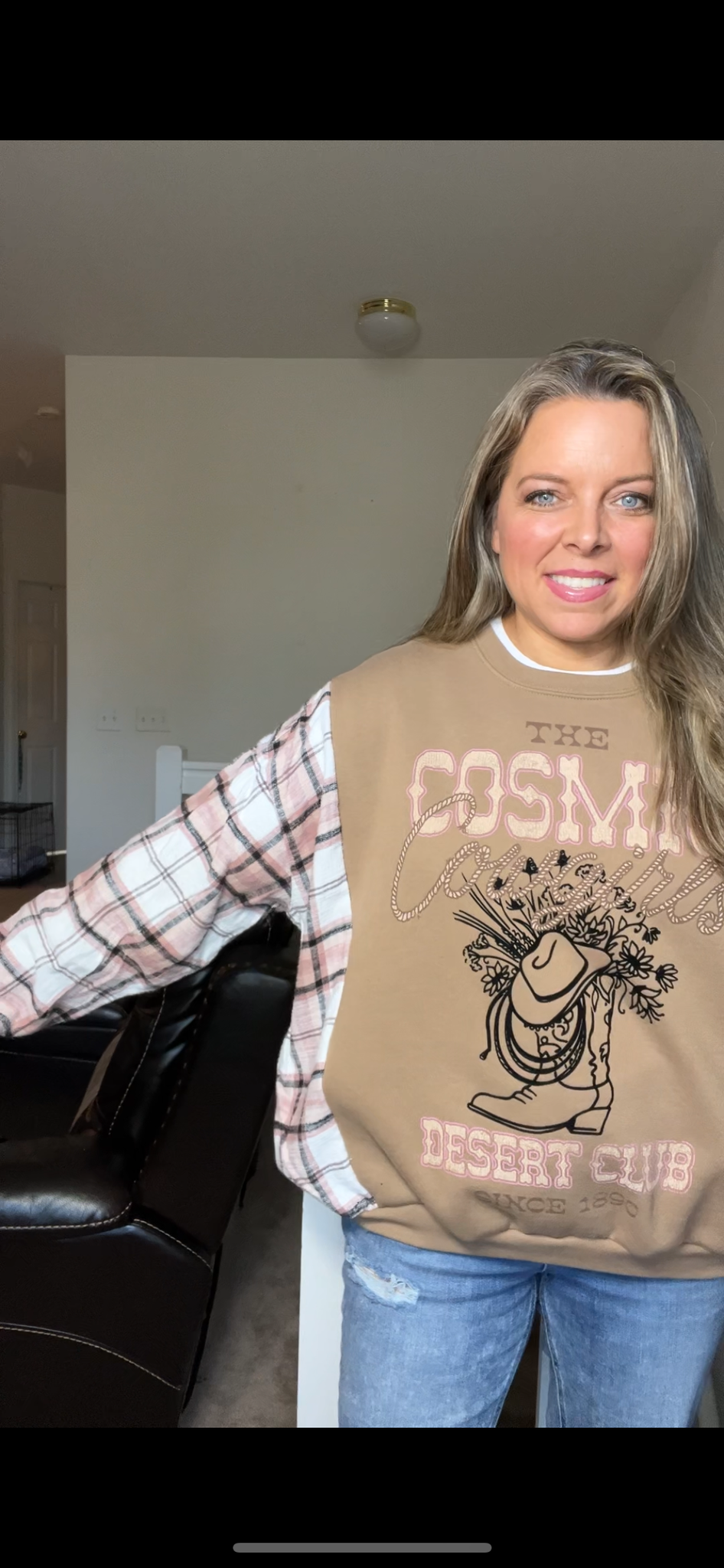 Upcycled Cowgirl – women’s large – midweight sweatshirt with flannel sleeves￼